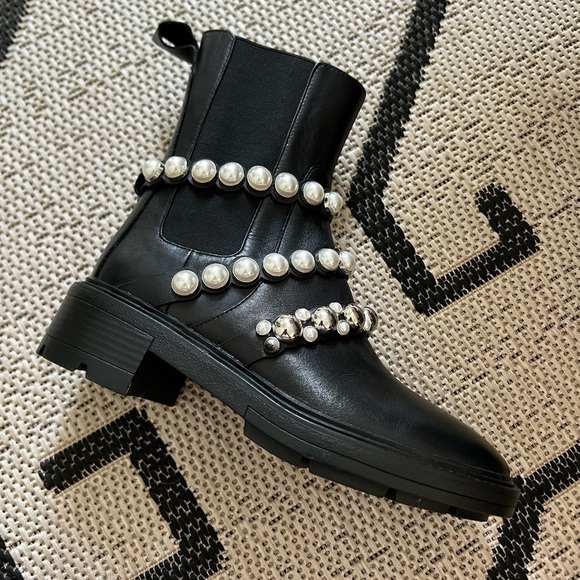 Zara Black Pearl Boots - Picture 9 of 11